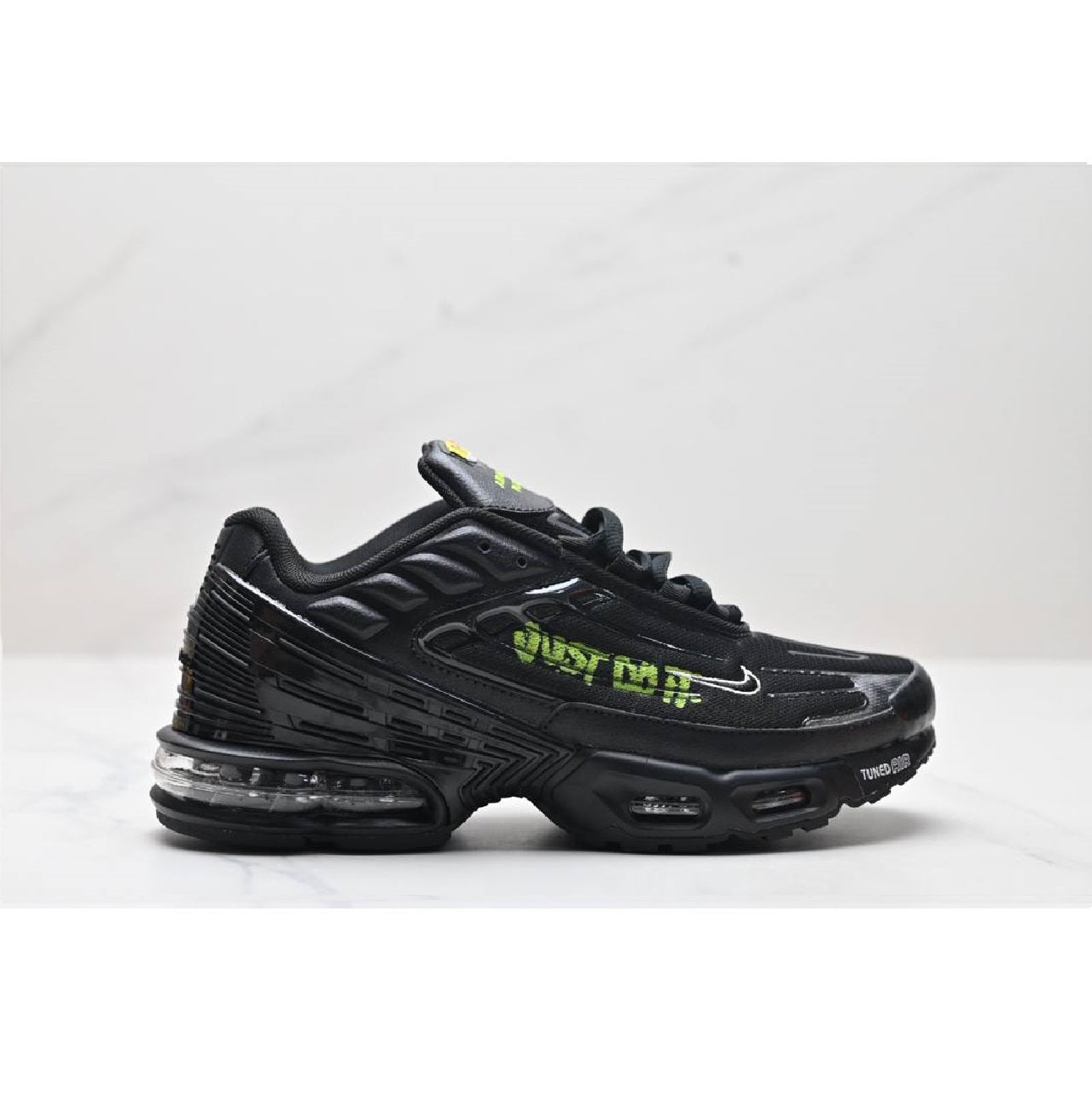 Обувки TN Air Max Plus 3 Just Do It Black