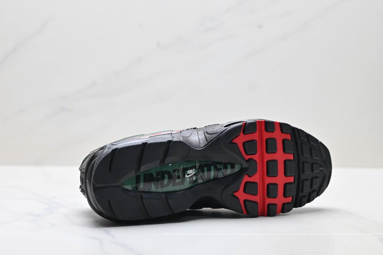 Обувки Air Max 95 SP Undefeated Black