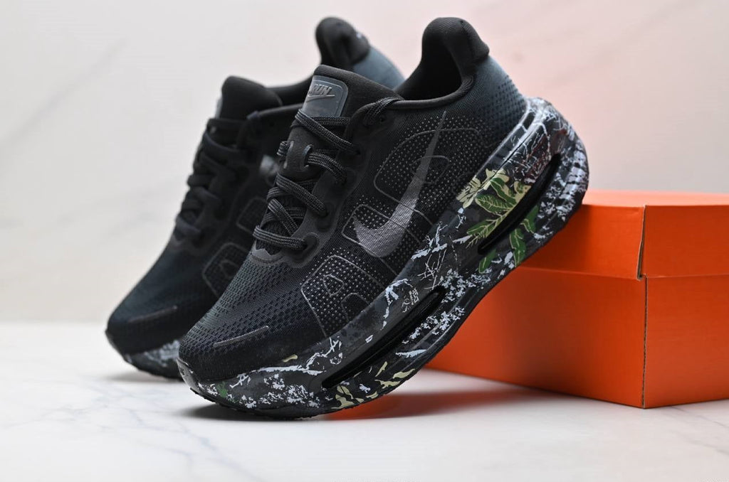 Обувки Vomero Premium Realtree Camo Black