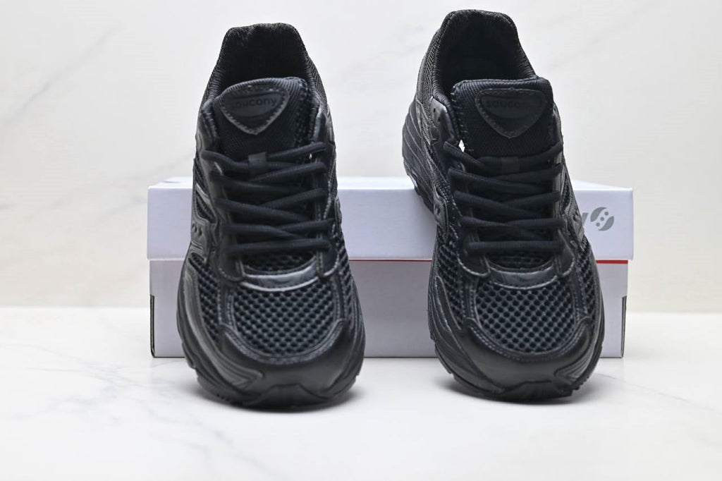 Обувки Saucony Progrid Omni 9 Armor Black