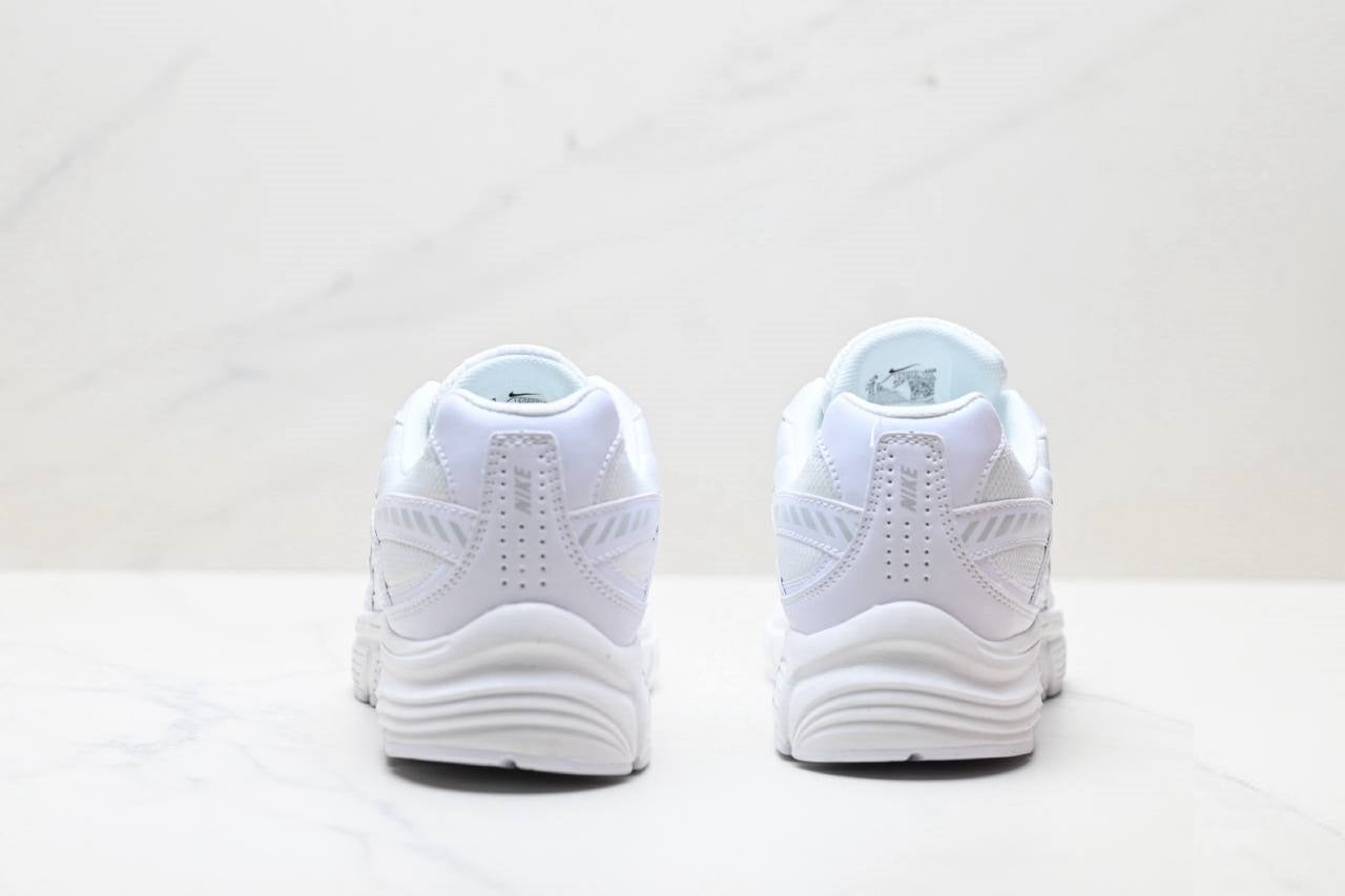 Обувки Initiator White