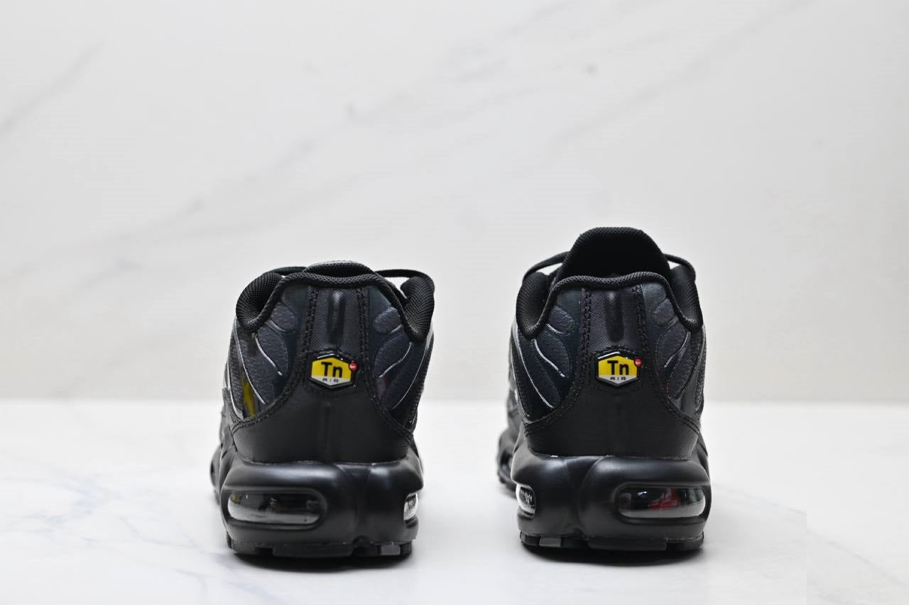 Обувки Paris Saint-Germain Air Max Plus Premium