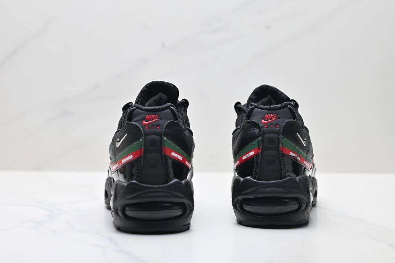Обувки Air Max 95 SP Undefeated Black