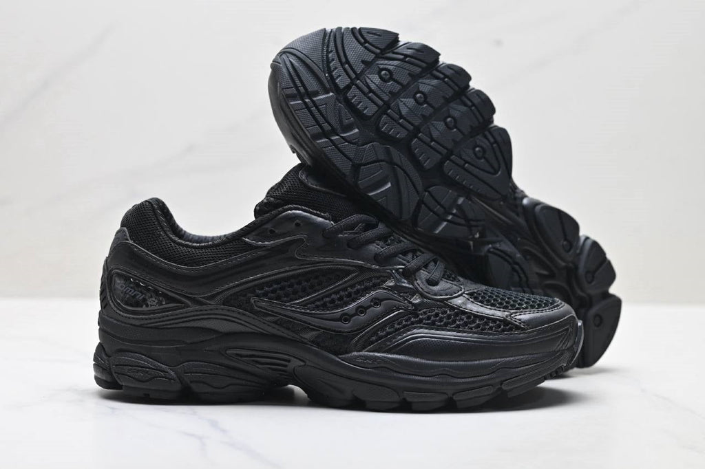 Обувки Saucony Progrid Omni 9 Armor Black
