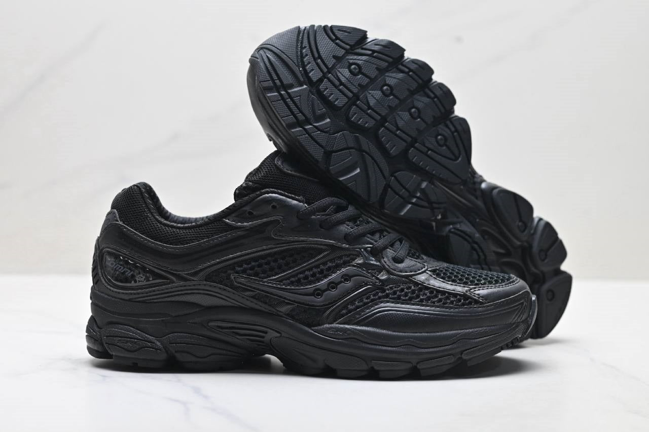 Обувки Saucony Progrid Omni 9 Armor Black