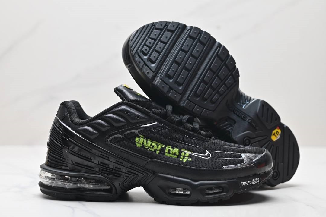 Обувки TN Air Max Plus 3 Just Do It Black