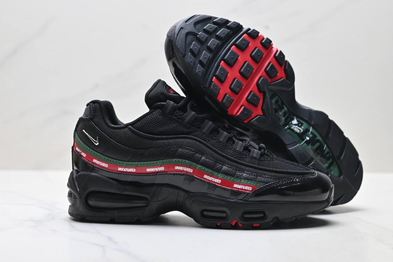 Обувки Air Max 95 SP Undefeated Black