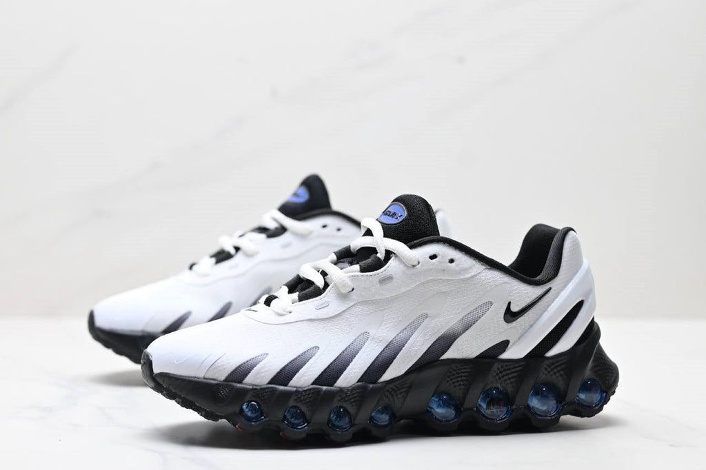 Обувки Air Max DN8 White Black B