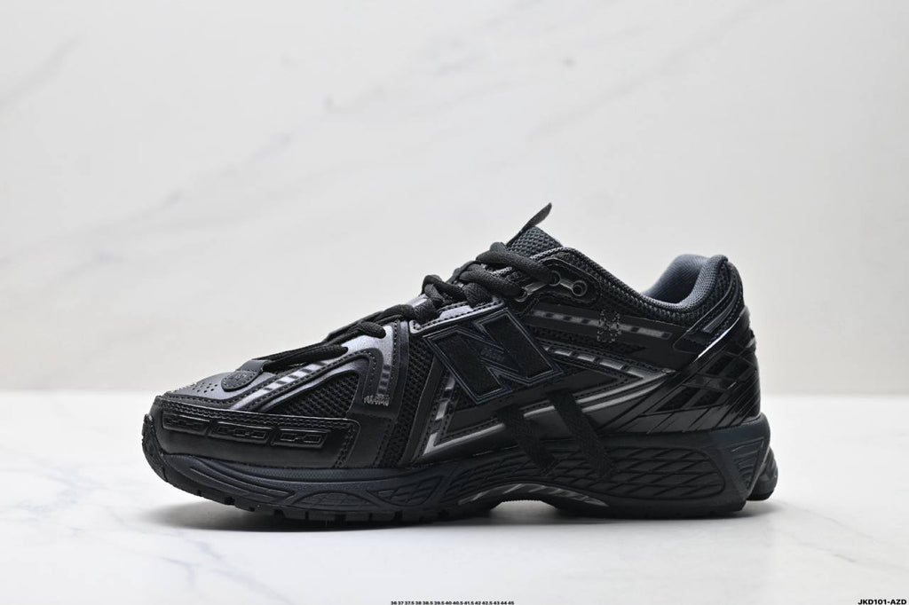 Обувки NB 1906A Black