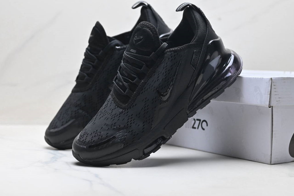 Обувки Air Max 270 Triple Black