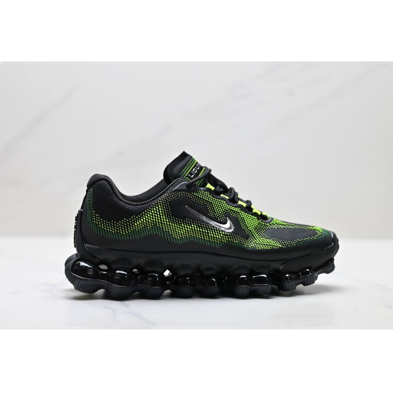 Обувки Air Liquid Max Radiant Green Apple